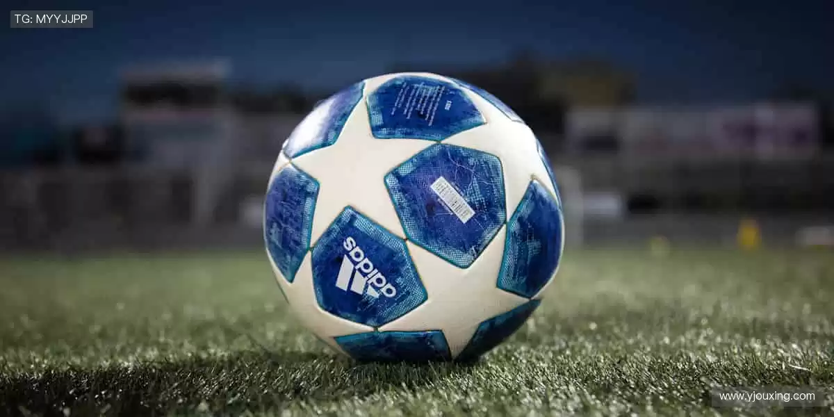 🛒周边好物,把热爱穿在身上、握在手里!🎁